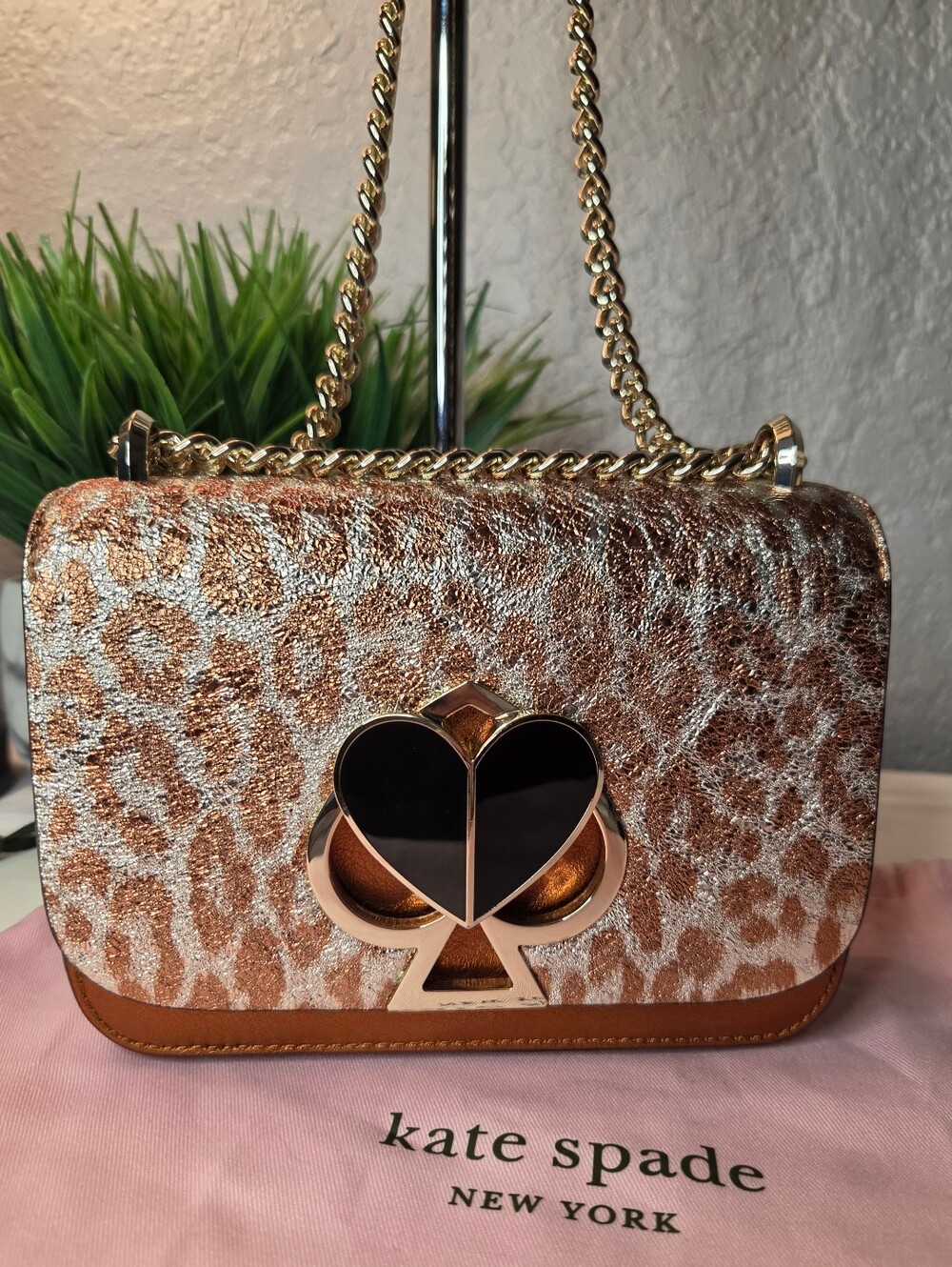 Kate Spade Nicola Metallic Leopard Twistlock Small Convertible Chain Bag - Picture 8 of 15